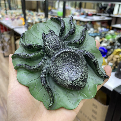 4.7Inch Figurine Giant Life Like Spider Collectible Display Lotus Leaf Resin Ornament Crystal Ball Base Holder for 4-10cm Sphere