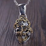 Men's Retro Punk Gothic Cape Skull Pendant Necklace Suitable for Cool Men's Rock Party Locomotive Jewelry