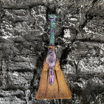 Wicca Broom Crystal Witch Broom Vintage Broom Wizard Diviner Priest Sacrificial Ceremony Expulsion Props Halloween Home Decor