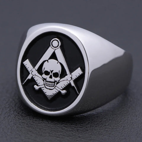 Antique Freemason Masonic Widow's Son Skull and Crossbones sterling silver Ring