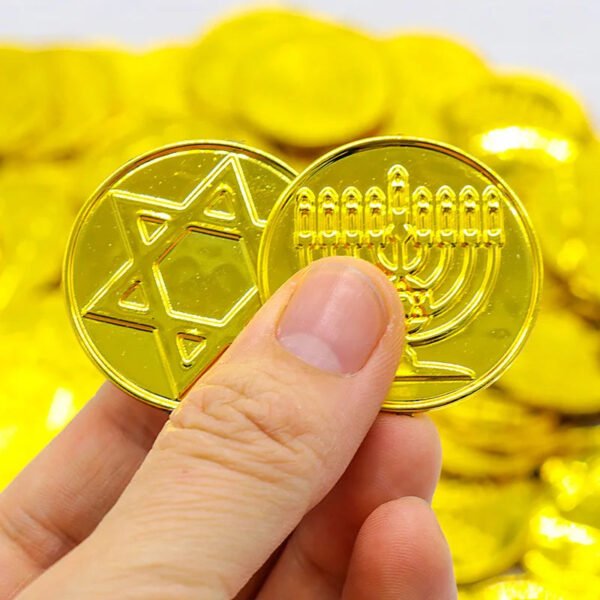 100pcs Hanukkah Gold Coin Plastic Chip Pirate Props Toys Crafts Jewish Menorah David Star