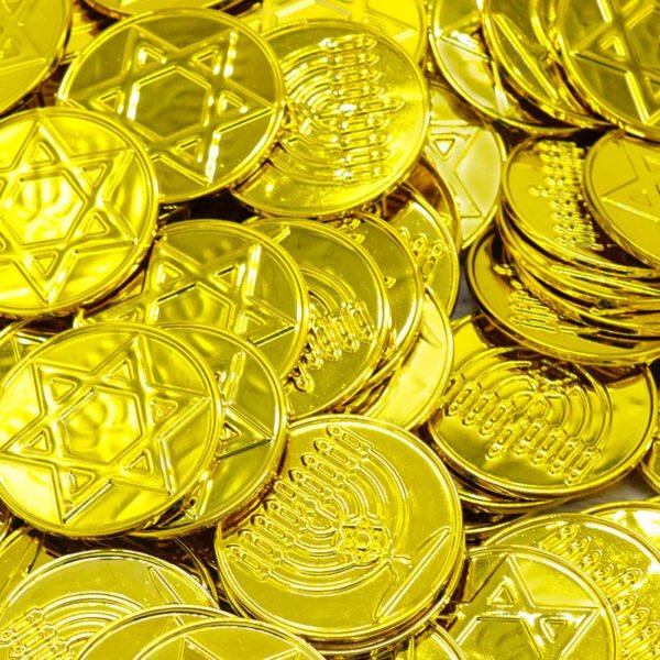 100pcs Hanukkah Gold Coin Plastic Chip Pirate Props Toys Crafts Jewish Menorah David Star