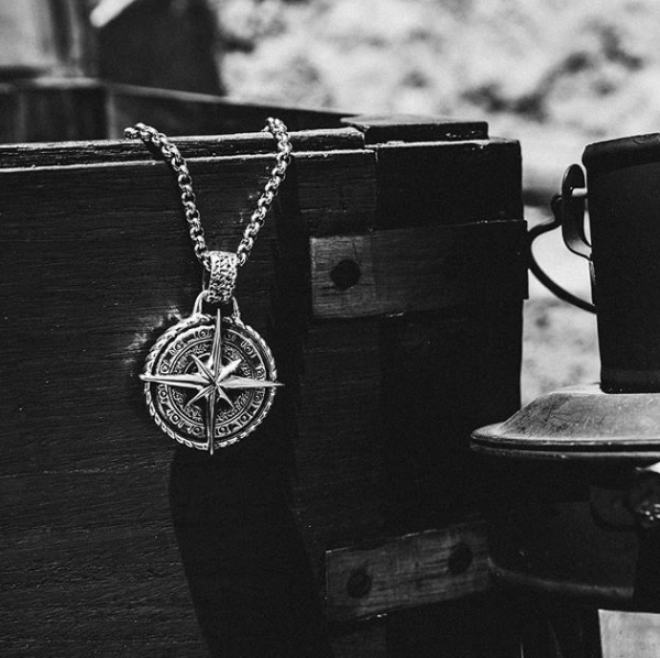 Classic Viking Vintage Compass Pendant Necklace