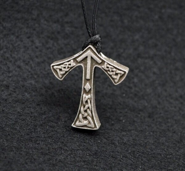 Antique Silver Viking Rune Tiwaz Pendant Handmade Pendant Necklace For Women Men Talisman Jewelry XL-174