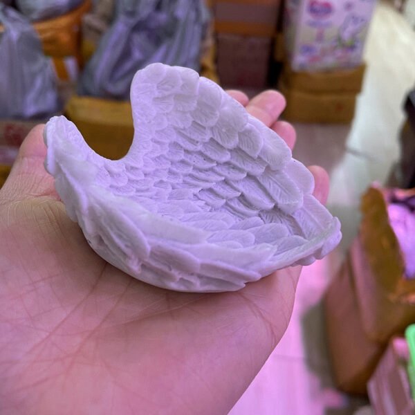 1pc White Resin Crystal Ball Base Feather Wing Crafts Ornaments Basket Desktop Home Decoration Gifts