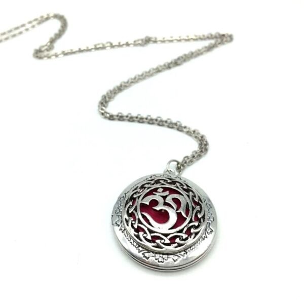 1pcs DIY vintage moola mantra photo locket pendant antique silver round photo locket necklace with chain XSH-42