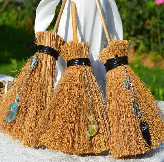 1pcs Wicca three-phase moon branch crystal pendant witch accessories broom moon sun pendant car pendant jewelry pendant gothic