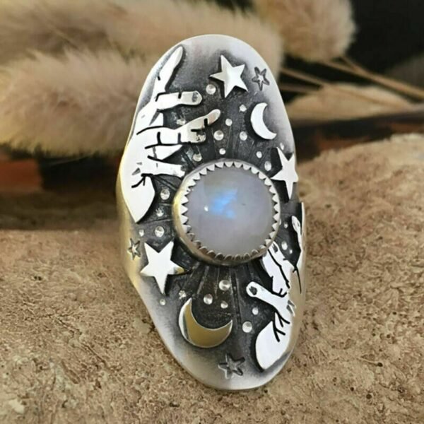 2022 New Exquisite Personality Star Moon Magician Hands Pattern Ring