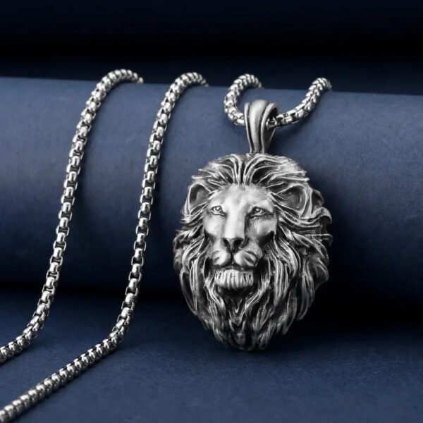 Vintage Metal Tin Lion Head Pendant Necklaces Men's Hip Hop Punk Animal Tiger Bear Wolf High End Couple Sweater Chain Jewelry