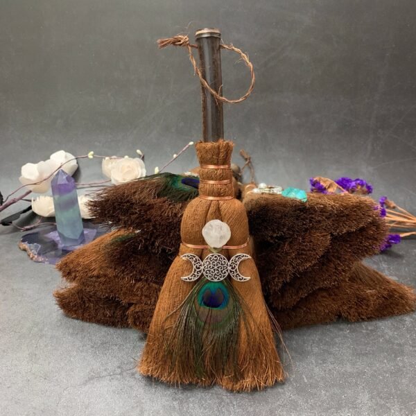 24*9cm Large Crystal Feather Broom Witch Decoration Three Phase Moon Bead Pendant Natural Palm Tree Large Wicca Altar Car decor