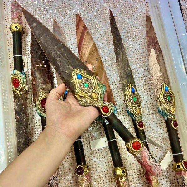 Large Indian Aagate Spearhead Magical Crystal Dagger Witchy Gifts Gorgeous Protection