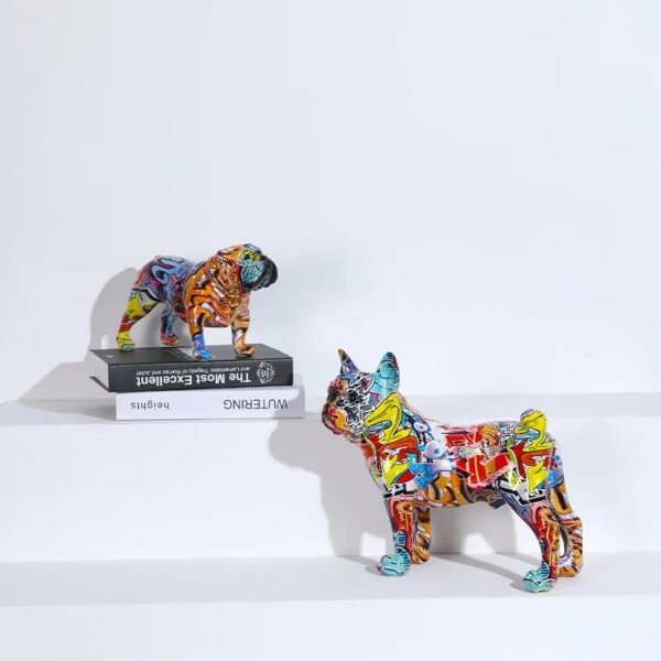 Nordic Painting Graffiti Bulldog Statue, Printed Resin Dog Handicraft Home Decoration Wine Cabinet Office Decoration Sculpture