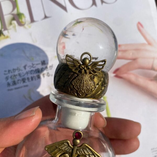 Natural Clear Quartz Crystal Sphere Lid Hot Selling Magic Glass Bottle Special Jewelry Gift For Decoration
