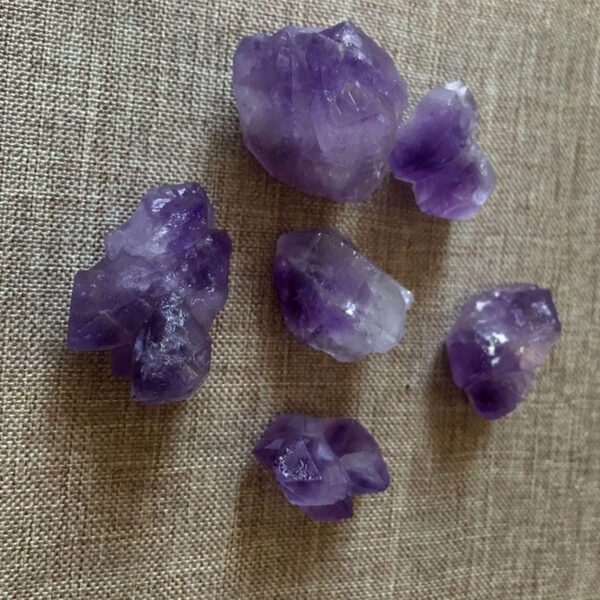 Magicun Crystal~50g Natural amethyst cluster Amethyst grave sharp bone original stone specimen mineral crystal decoration decorative fish tank