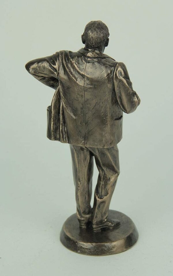 Magic  Collection~British Prime Minister Winston Churchill Bronze Finished Statue