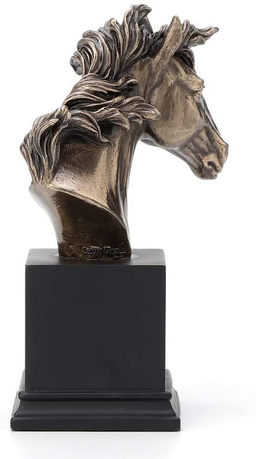 Magic  Collection~Horse Head Bust On Plinth