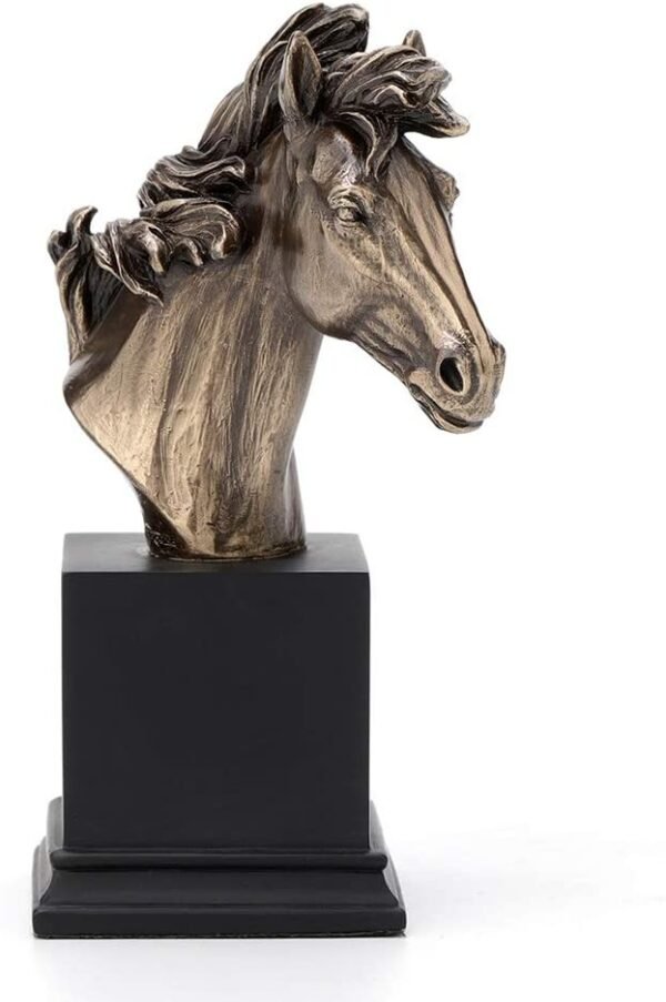 Magic  Collection~Horse Head Bust On Plinth