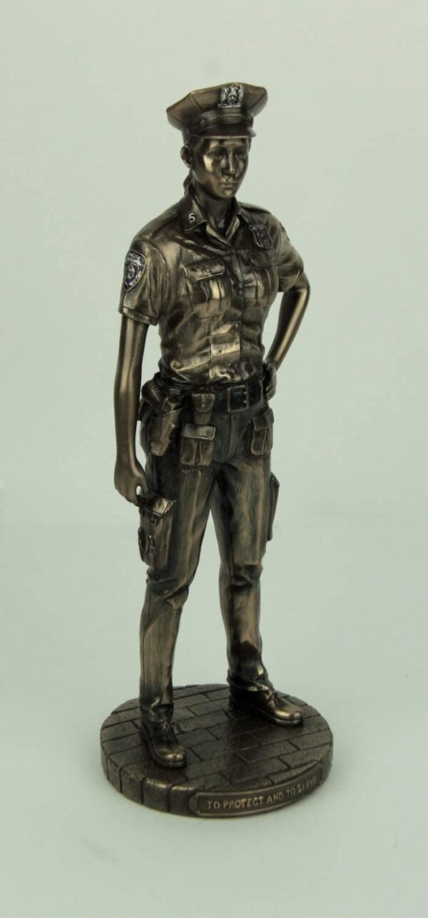 Magic  Collection~Police Woman to Protect and Serve Police Officer Tribute Statue
