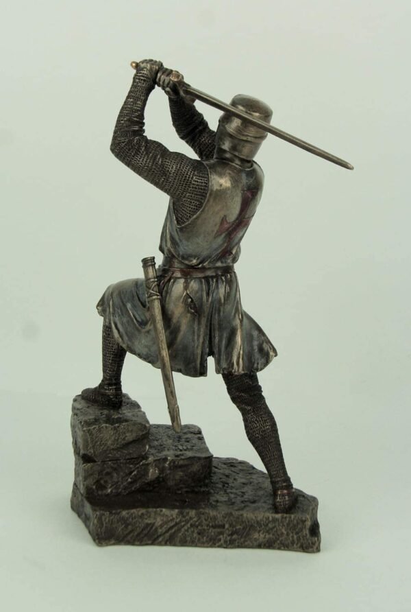 Magic  Collection~Templar Knight Wielding Double Handed Sword Statue
