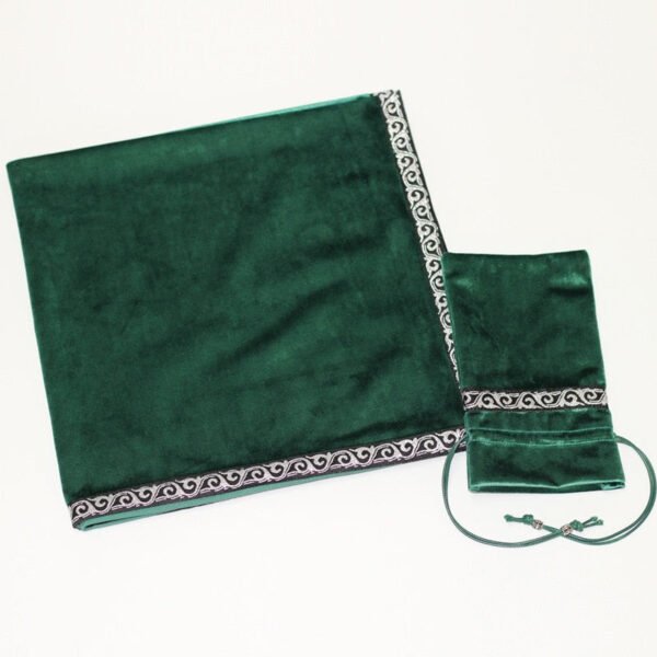 66x66cm Tarot Tablecloth With Bags High Quality Flocking Fabric blanket , Tarot Board Game Accessories By Hand green black blue