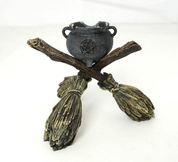 Wiccan Collection~B1867F6 Broomstick Crystal Ball Crystal Ball Holder 16cm Brown