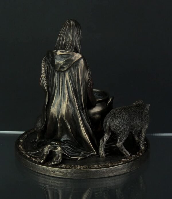 Magic  Collection~Veronese Ceridwen - Celtic Goddess of Knowledge with Cauldron Statue