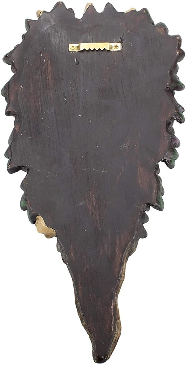 Light Collection~All Seeing Oak Wall Plaque 18cm Green
