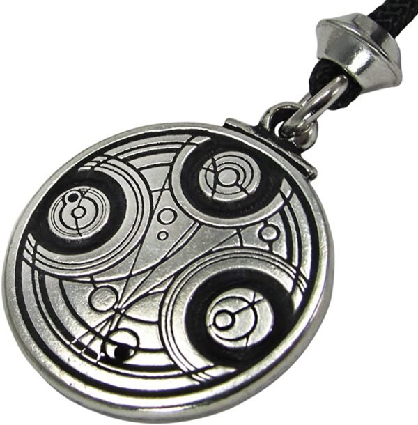 Soloman Pentant~Pewter Time Lord Seal of Gallifrey Pendant