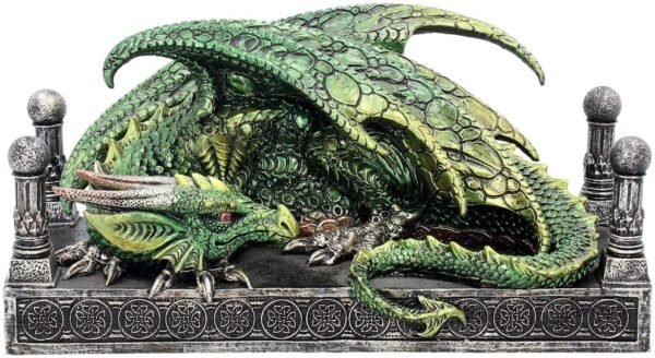 MAGICUN N.GIFTWARE~ Dragon's Den Figurine 13cm Green