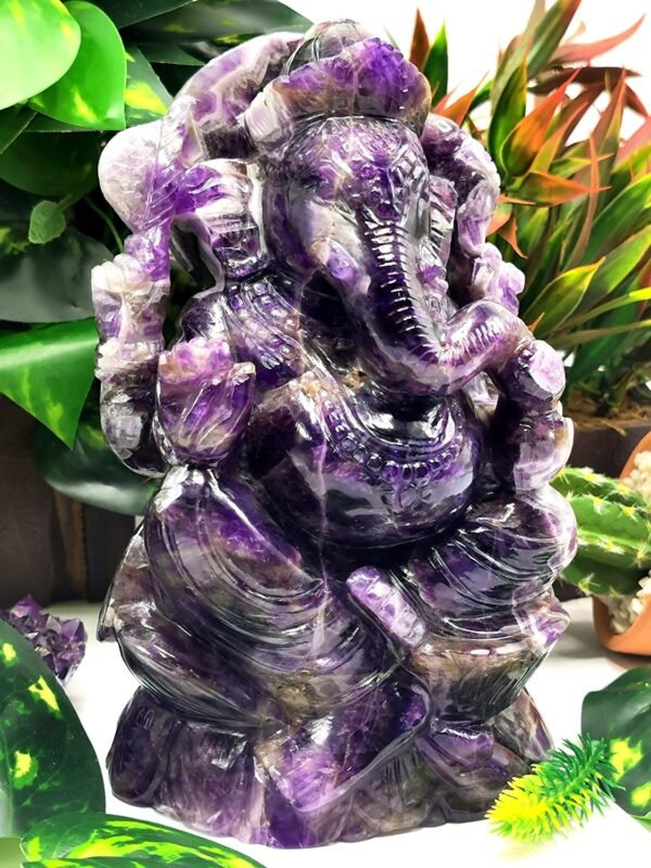 Magicun  Collection~Amethyst Handmade Carving of Ganesh - Lord Ganesha Idol | Sculpture | Murti in Crystals and Gemstones - Reiki/Chakra/Healing - 7 inches and 1.9kg (4.2 lb)