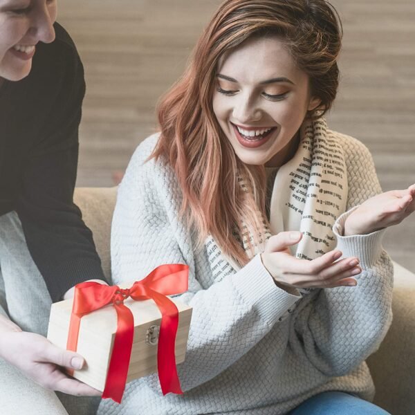 Healing Crystals Kit in Wooden Box - 7 Chakra Set Tumbled Stones, Rose Quartz, Amethyst Cluster, Crystal Points, Chakra Pendulum