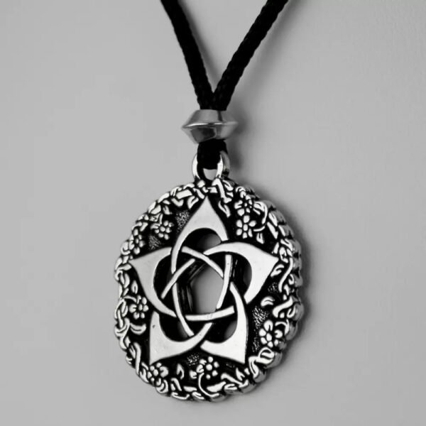 Pewter Pentacle of the Goddess Pendant Pentagram Necklace Wicca Witch Talisman