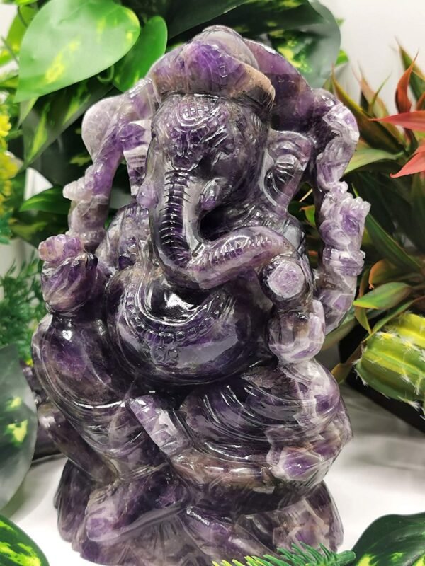 Magicun  Collection~Amethyst Handmade Carving of Ganesh - Lord Ganesha Idol | Sculpture | Murti in Crystals and Gemstones - Reiki/Chakra/Healing - 7 inches and 1.9kg (4.2 lb)