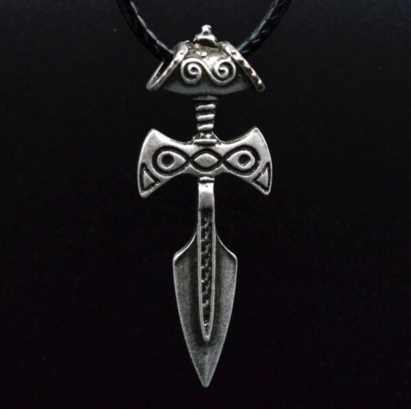 Antique Silver Skyrim Necklace Elder Scrolls Pendant Amulet of Talos Handmade Pendant