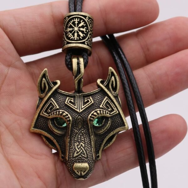 Viking Magic~Antiquing Rune bead Viking Wolf Head Necklace Blue Eye Necklace Nordic Fashion Jewelry Amulet