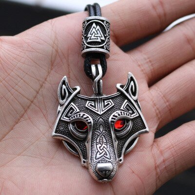 Viking Magic~Antiquing Rune bead Viking Wolf Head Necklace Blue Eye Necklace Nordic Fashion Jewelry Amulet