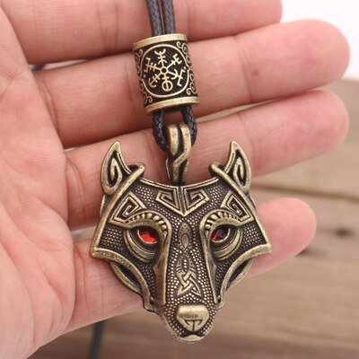 Viking Magic~Antiquing Rune bead Viking Wolf Head Necklace Blue Eye Necklace Nordic Fashion Jewelry Amulet
