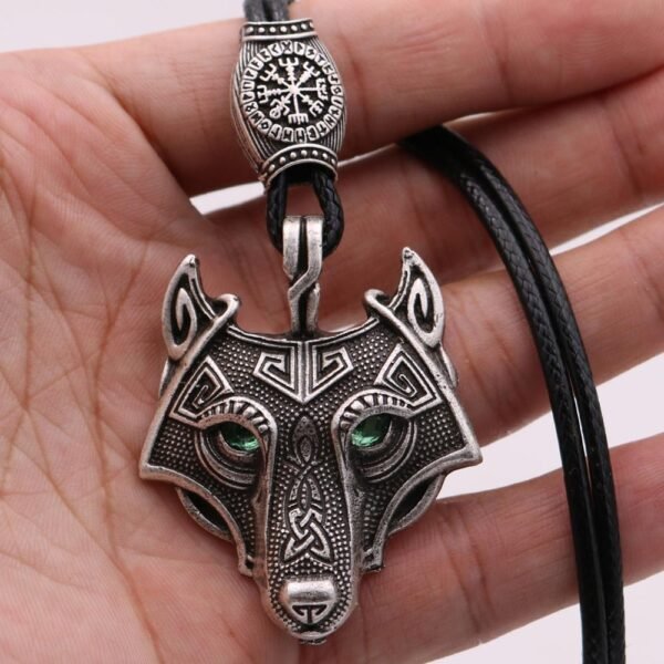 Viking Magic~Antiquing Rune bead Viking Wolf Head Necklace Blue Eye Necklace Nordic Fashion Jewelry Amulet