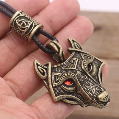 Viking Magic~Antiquing Rune bead Viking Wolf Head Necklace Blue Eye Necklace Nordic Fashion Jewelry Amulet