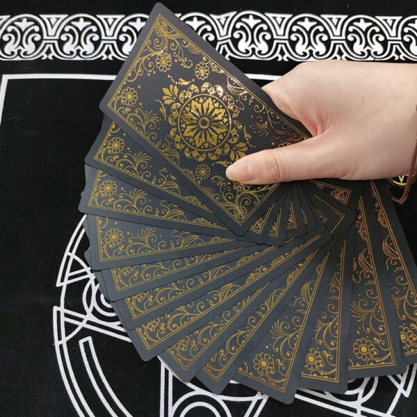 Black Phnom Penh Tarot Gift Box Luxury Set Gold Foil Hot Stamping PVC Waterproof Board Game Card Divination Luster