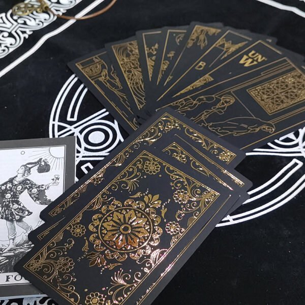 Black Phnom Penh Tarot Gift Box Luxury Set Gold Foil Hot Stamping PVC Waterproof Board Game Card Divination Luster