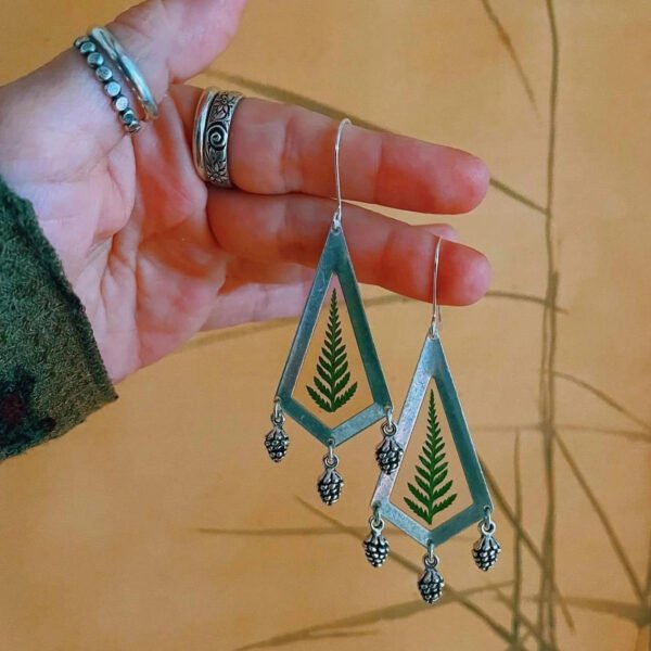 Dried Flower Handmade Resin Earrings,Fern Arrowhead with Silver plated Pinecones