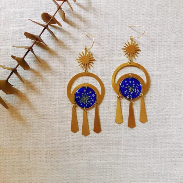 Dried Flower Handmade Resin Earrings,Sapphire Hollow Large Eclipse