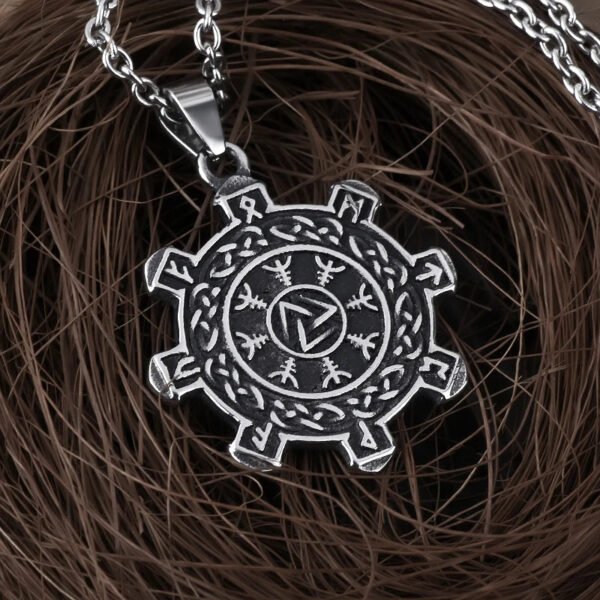Retro Viking Men's Nordic Viking Pattern Knot  Stainless Steel Pendant Necklace  New Charm Jewelry Gift