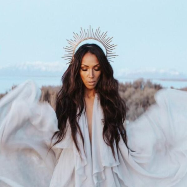 Magic Wicca~Gold Halo crown Glitter Halo Headpiece,Festival crown,Festival headpiece,Met Gala Crown,Wedding Crown,Mary Crown,Boho