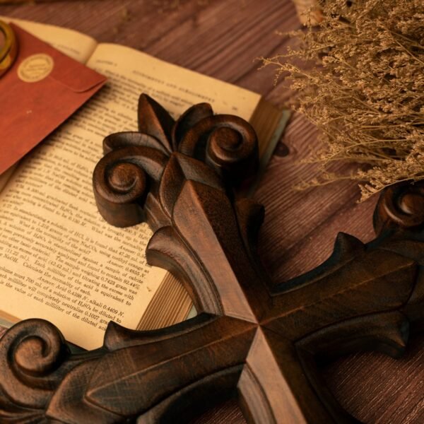 Gorgeous wooden wall decoration cross home decoration, indoor wall hanging Christian cross, 3D wood carving crafts, gifts