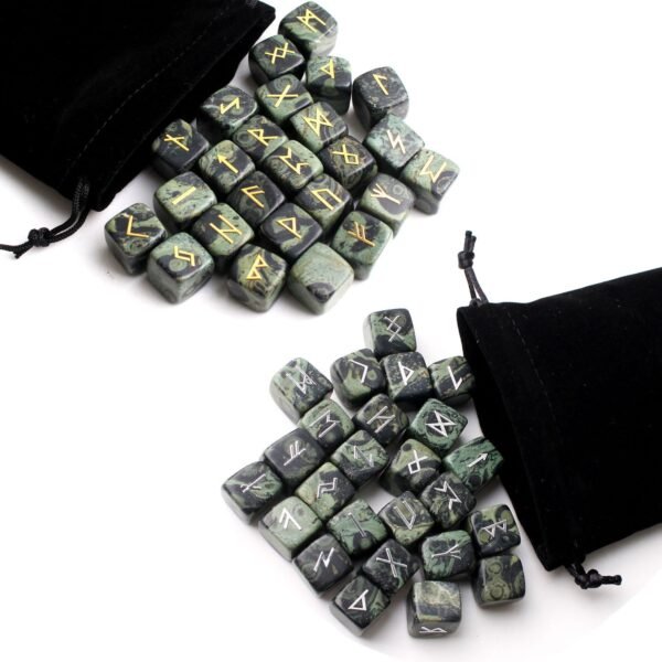 25Pcs Natural Chakra Various Cube Crystals Runes Metal Symbol Fortune-telling Divination Rock Stones