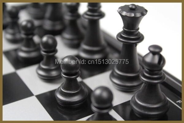 International Magnetic Chess Game Pieces Set Staunton Style Chessmen Collection Portable Folding checkers Board Chesses Game   Game related