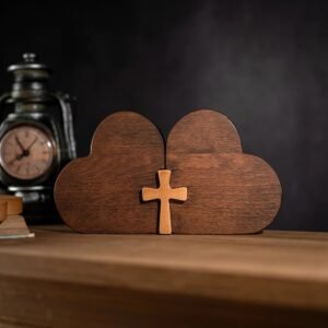 Love-desktop-ornaments-heart-shaped-decoration-Christian-sculptures-wooden-products-small-crosses-Valentine-s-Day-gifts Love desktop ornaments, heart shaped decoration, Christian sculptures, wooden products, small crosses, Valentine's Day gifts