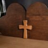 Love desktop ornaments, heart shaped decoration, Christian sculptures, wooden products, small crosses, Valentine's Day gifts